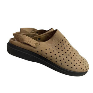 Propet Leather Slip On Comfort  Shoes Laser Cut Size 9.5 EUR 40